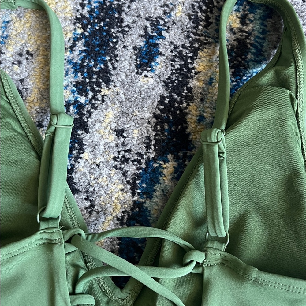 TA3 hi cut plungey army green. Size XS regular long - Picture 7 of 7